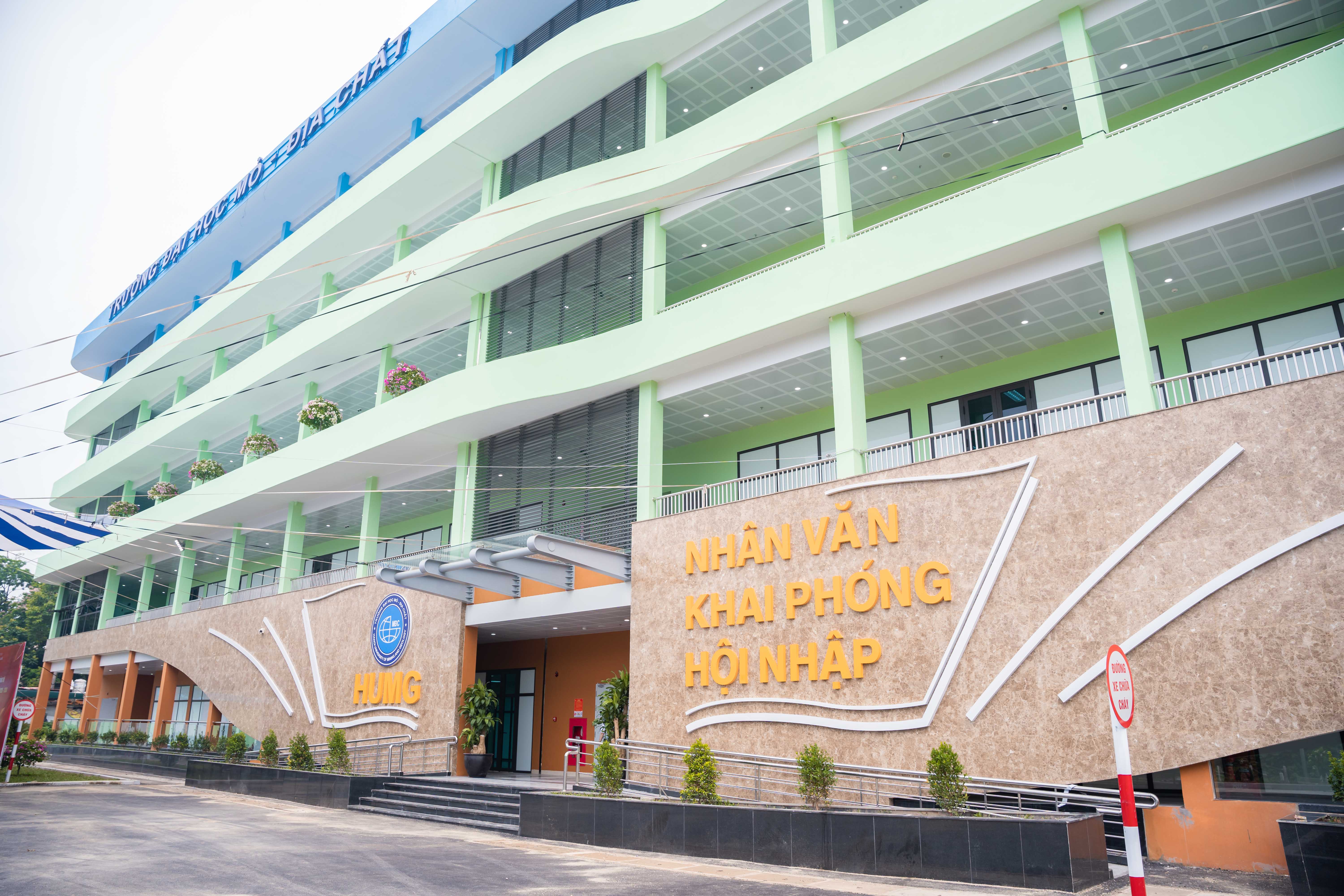 Thông báo mở đăng kí dự thi HSK-HSKK đợt thi  07/9/2025 tại điểm thi Trường Đại học Mỏ - Địa chất